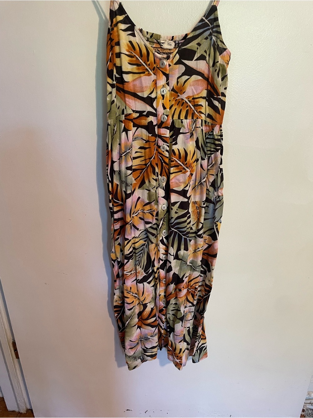 Billabong Tropical Leaf Button-Front Maxi Dress in Black, Olive, Peach XS